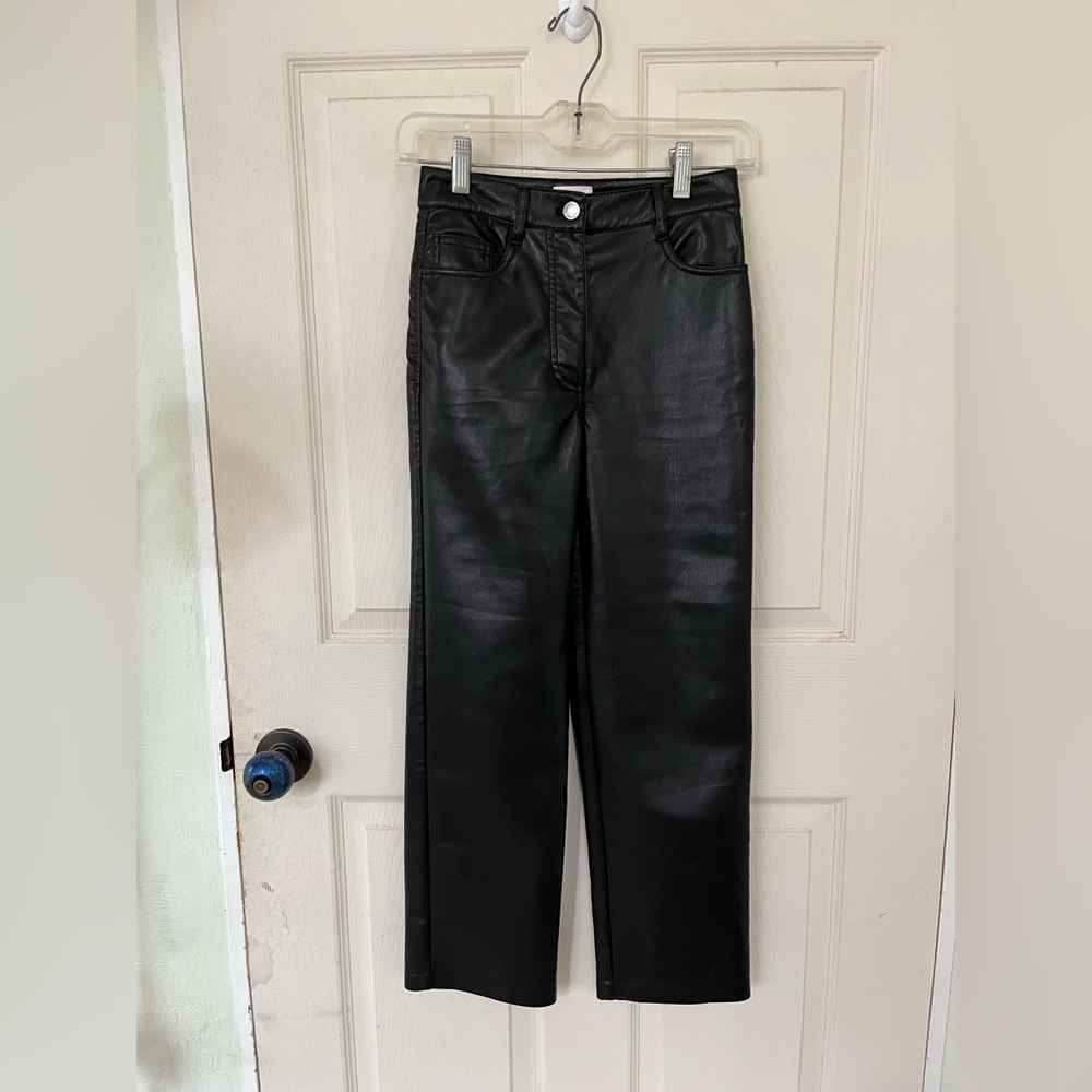Aritzia Wilfred leather pants size 0 straight leg